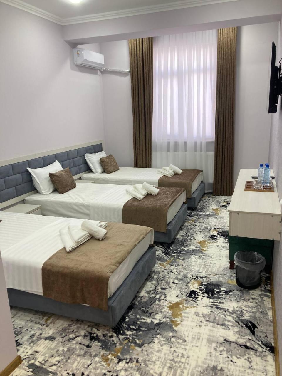 Zehra Hotel Buchara Buitenkant foto