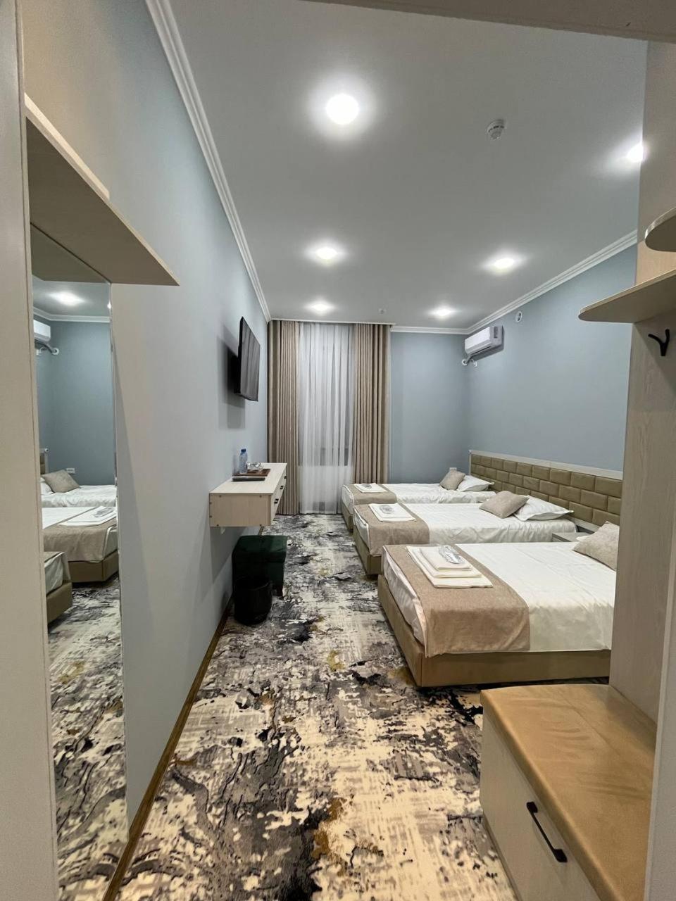 Zehra Hotel Buchara Buitenkant foto