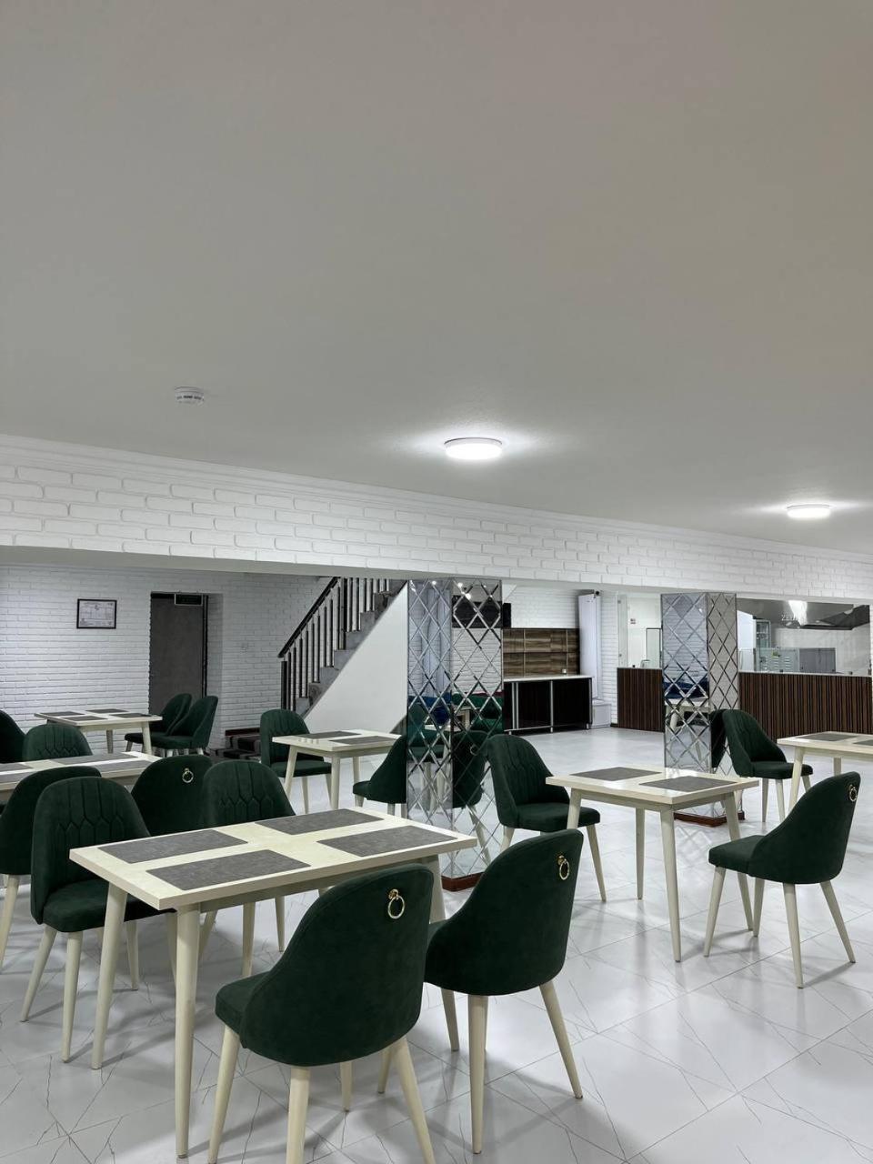 Zehra Hotel Buchara Buitenkant foto