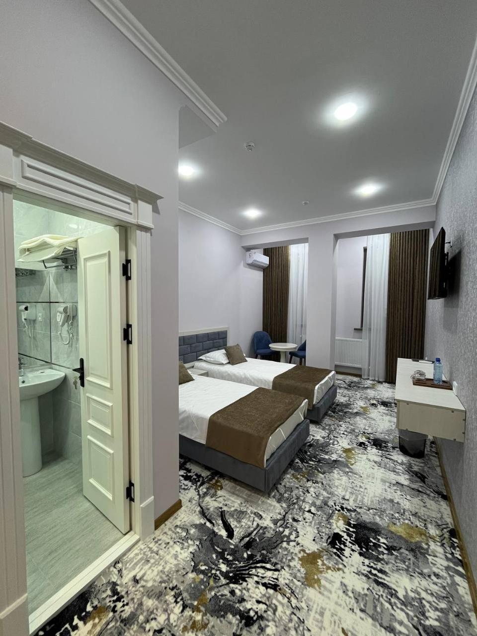 Zehra Hotel Buchara Buitenkant foto